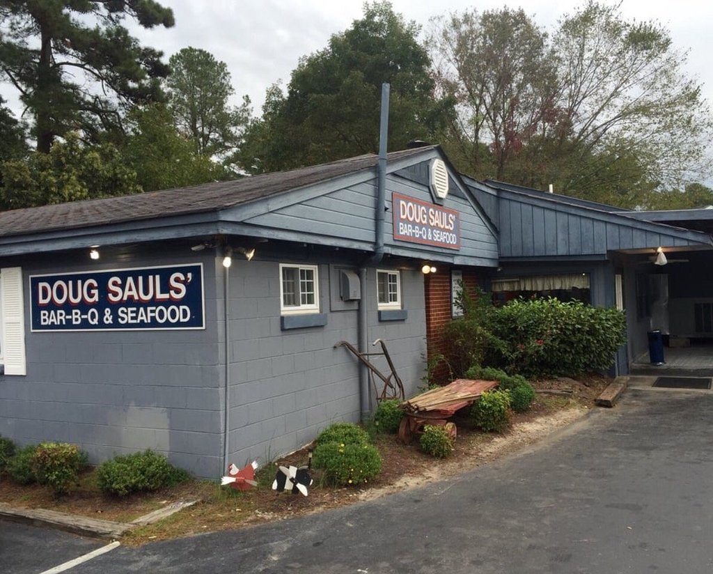 Doug Sauls Bar-B-Que & Seafood